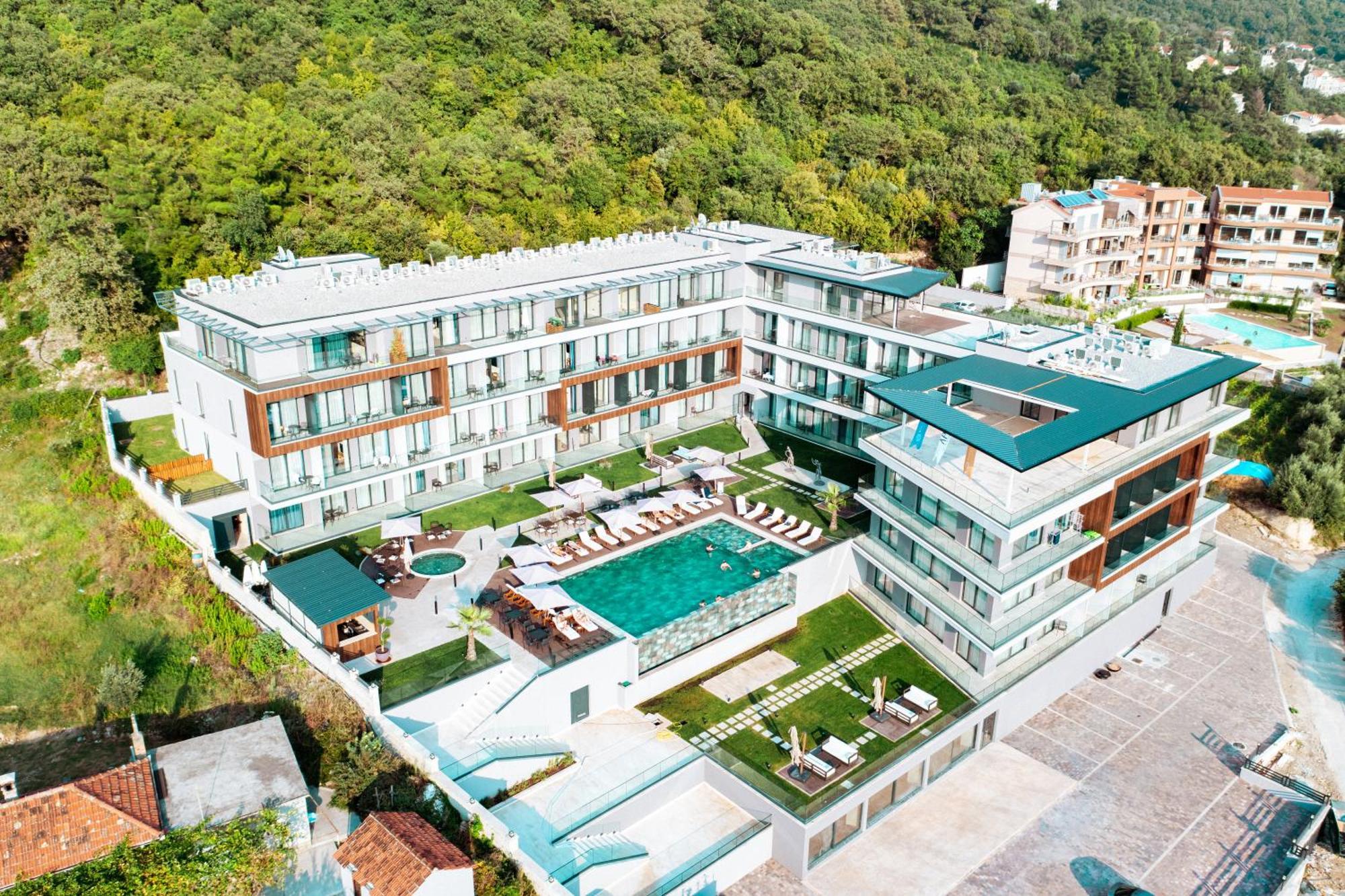 טיווט Royal Blue Resort & Residences מראה חיצוני תמונה